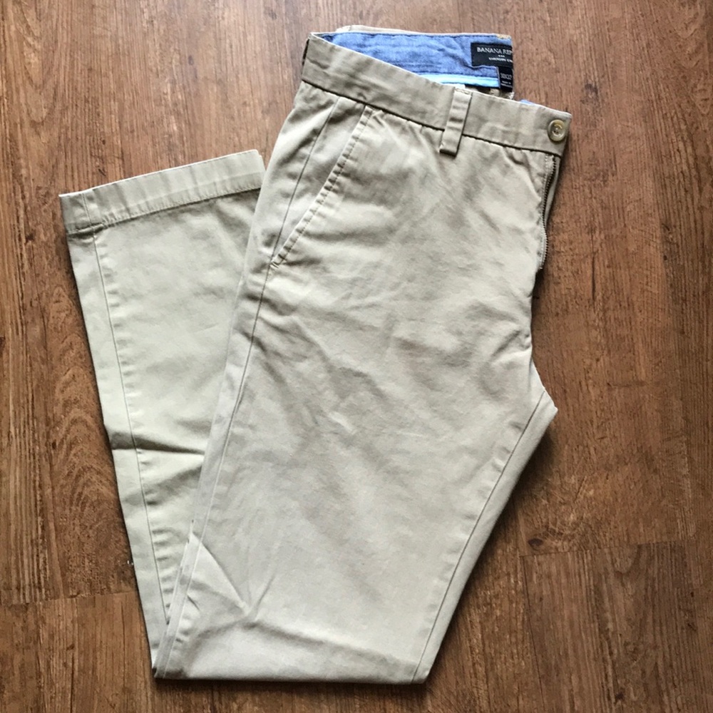 Men’s Banana Republic Emerson Chinos. Size 30x32